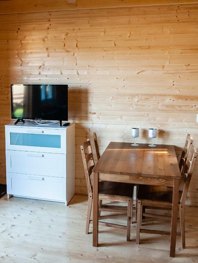Pod Debami Wicie- Domki Drewniane Nad Morzem Wicie  Exteriör bild