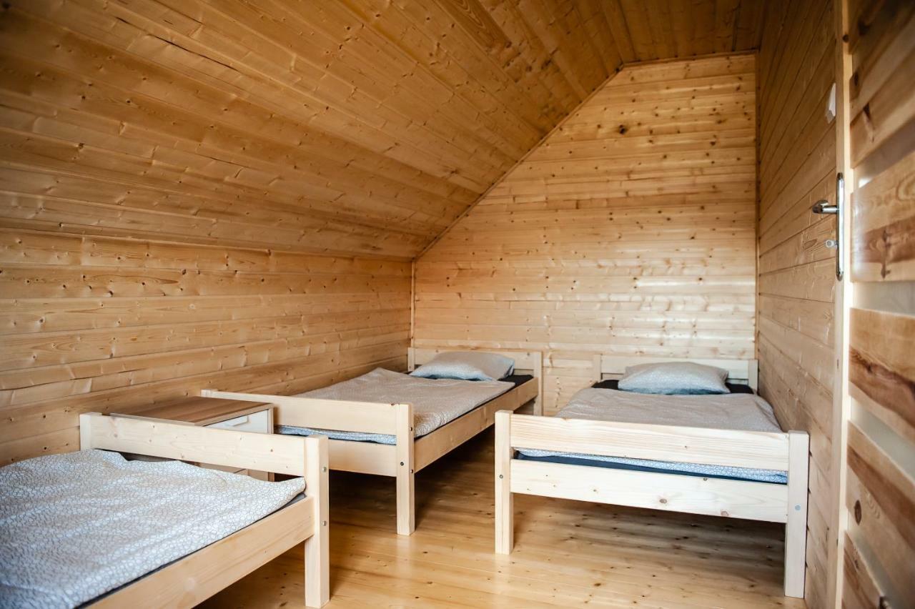 Pod Debami Wicie- Domki Drewniane Nad Morzem Wicie  Exteriör bild